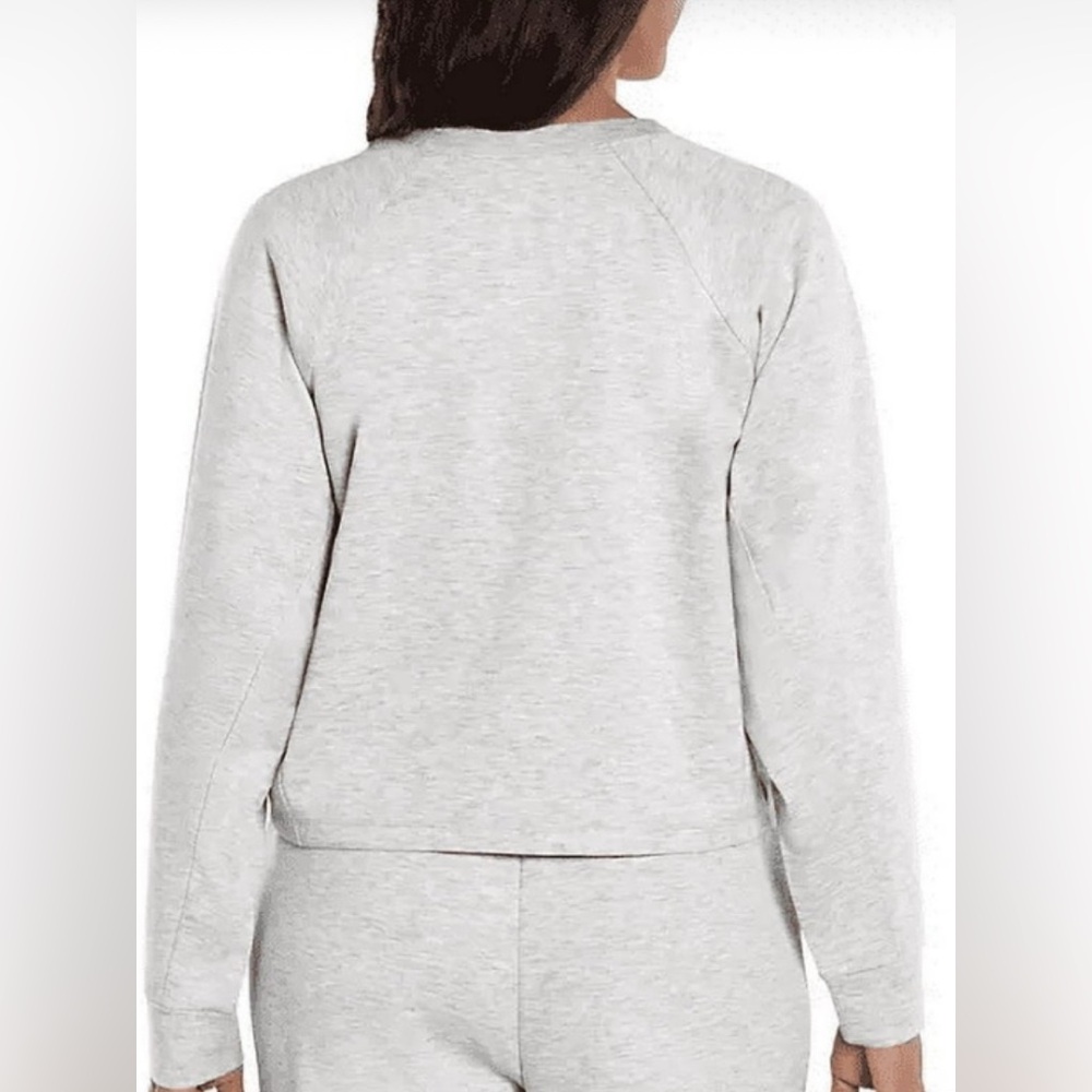 NWT Express Grey Women's Long Sleeve Pullover Top - Size XL - Picture 2 of 4